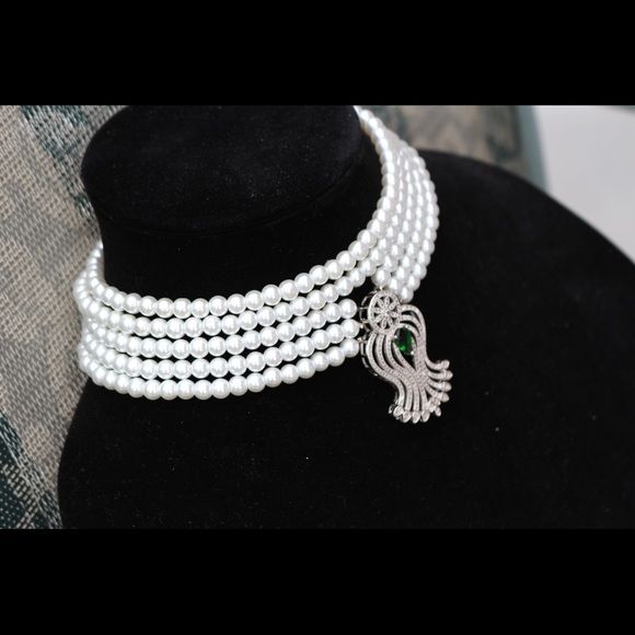 Classy elegant handmade necklace - Picture 2 of 4